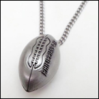 フットボール・ペンダント