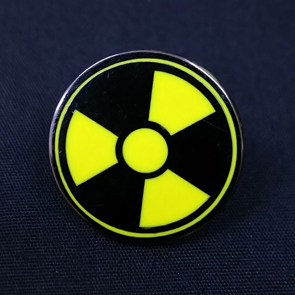 サイエンスピンバッチ 放射線（Radioactive）